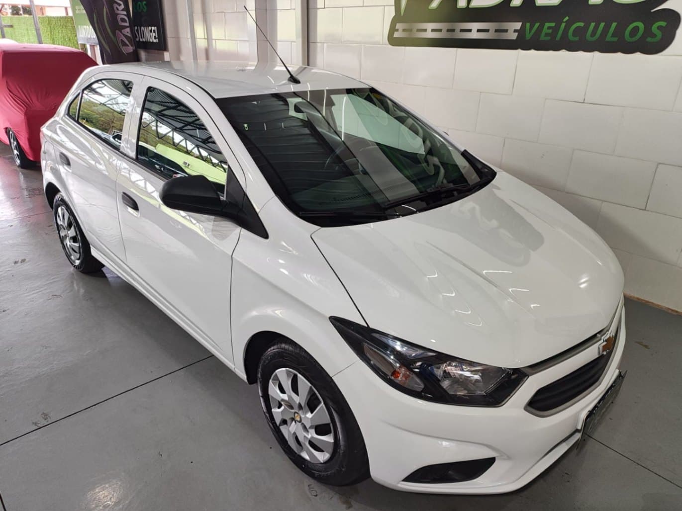 Chevrolet Onix Joy 1.0